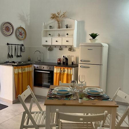Rossaroll Holiday Houses نوتو المظهر الخارجي الصورة
