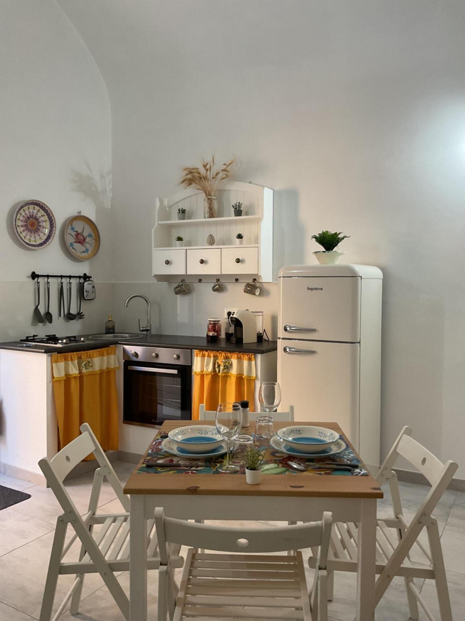 Rossaroll Holiday Houses نوتو المظهر الخارجي الصورة